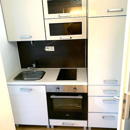 Beautiful Premium Apartment, Near University , Wifi , Free Parking Regensburg Exterior photo